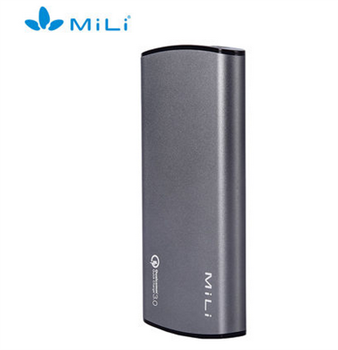 MILI 快充移動電源Q10